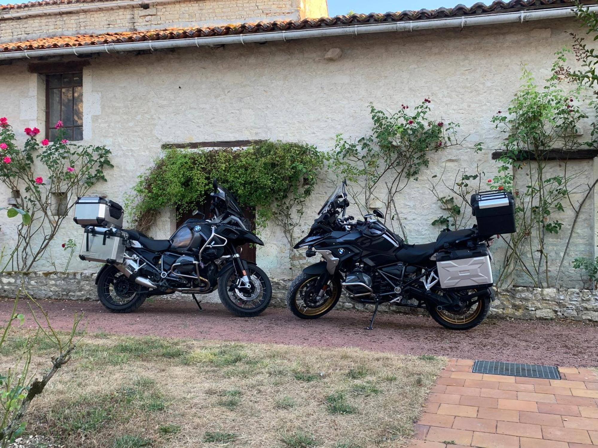 Bed and Breakfast The Cool Lounge A Coulonges - Charente Zewnętrze zdjęcie